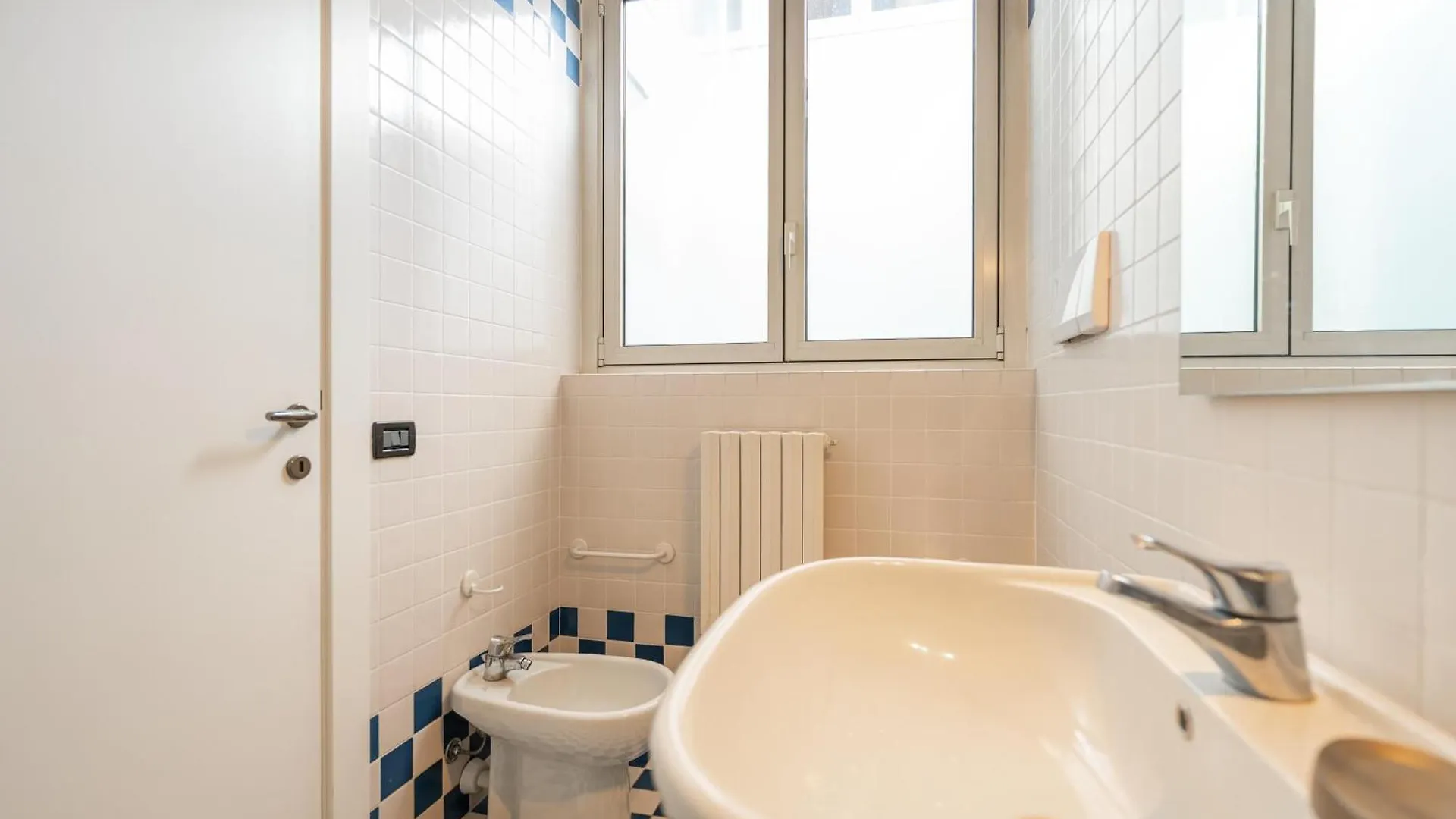 B&B Corso Mazzini 22 - Between Verona & Garda Lake Bussolengo 0*,  Italy