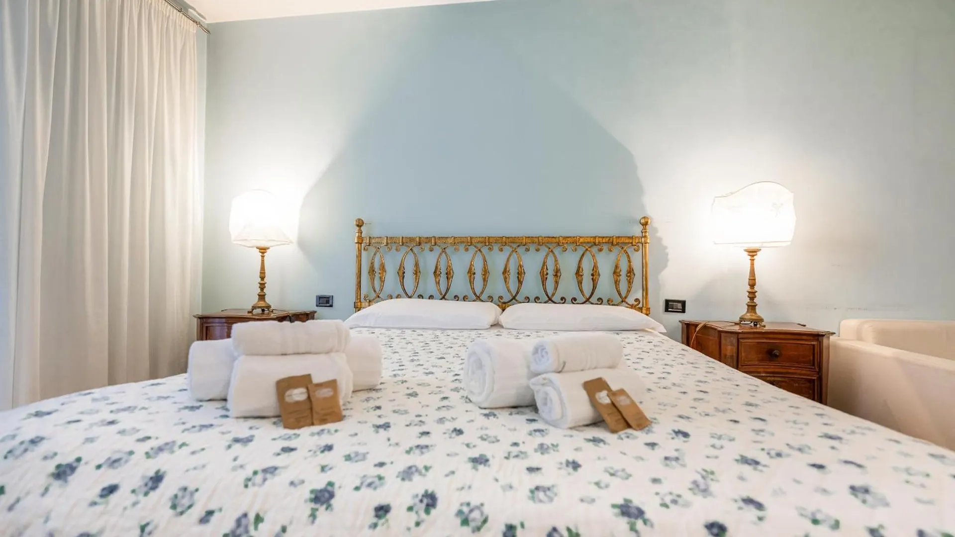 Apartment B&B Corso Mazzini 22 - Between Verona & Garda Lake Bussolengo Italy